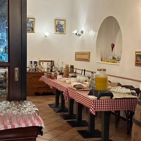 בלינצונה Hotel Croce Federale מראה חיצוני תמונה